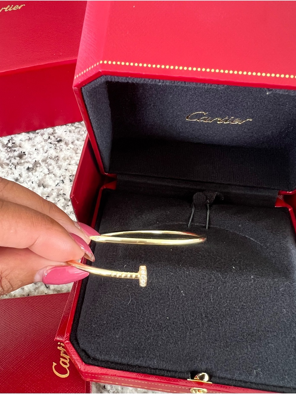 Juste Un Clou with Diamonds - Picture 6 of 7
